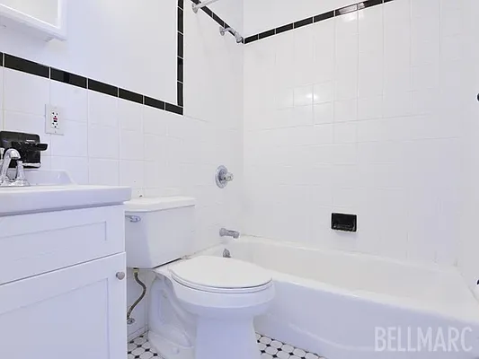 Rented by Bellmarc Realty | media 21