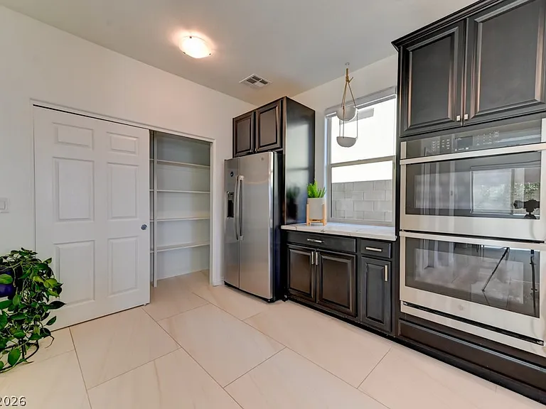12393 Ferry Glide Ave — Photo 18