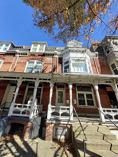 6th 537 N Photo 1
