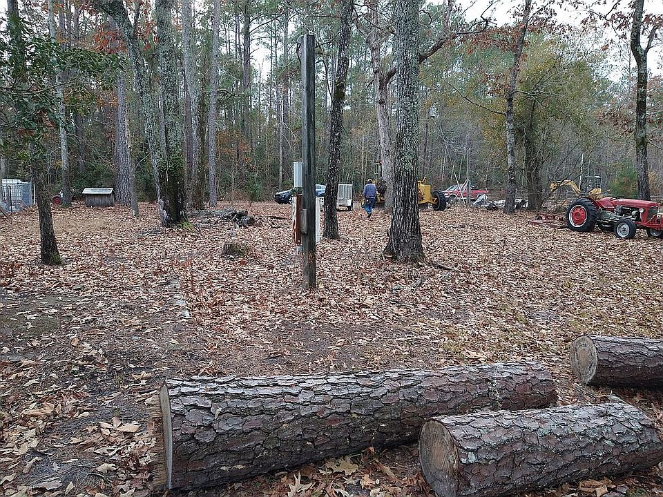 2nd image of 1015 Shelter Creek Dr
