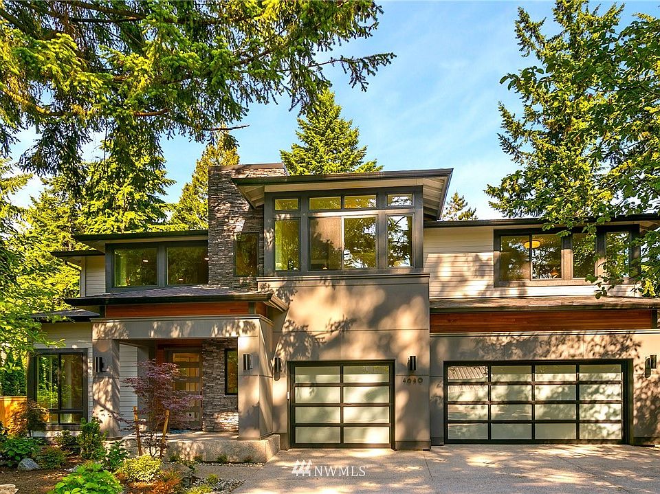 1st image of 4640 SE 90th Avenue SE