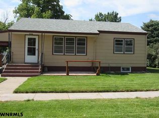 414 Jirdon Ave, Morrill, NE 69358