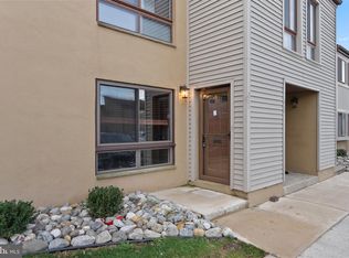211 James Ct, Marlton, NJ 08053