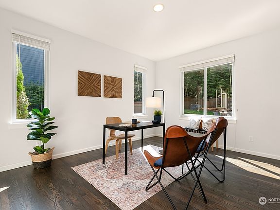 3rd image of 6823 Elderberry Avenue SE