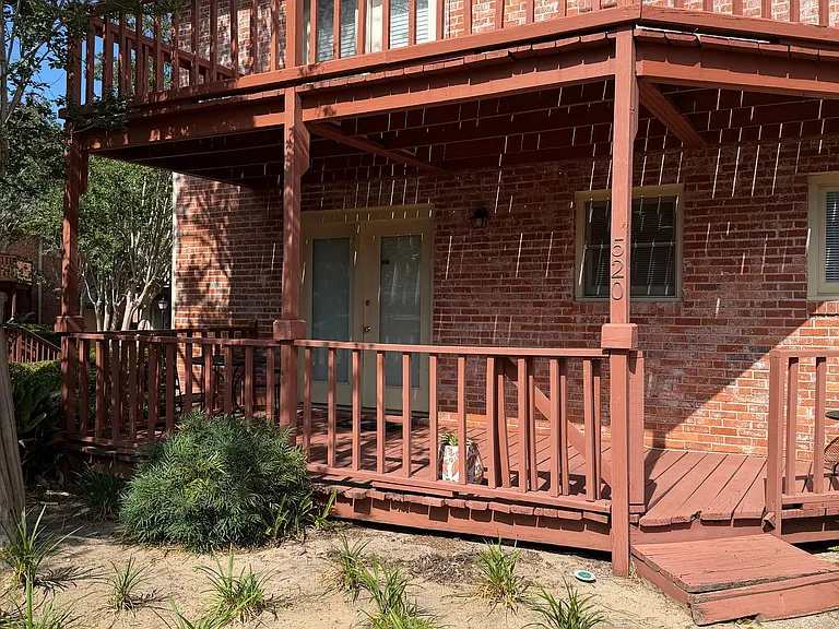 Large Studio Condo Downtown Walking Distance to the Florida State Capitol — Photo 10