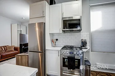 Rented by (Legacy) Elegran