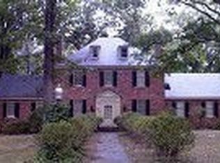 240 Oak Hill Rd, Petersburg, VA 23805