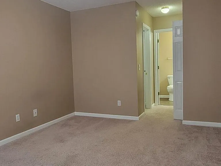 105 Sunshine Ln #A — Photo 42