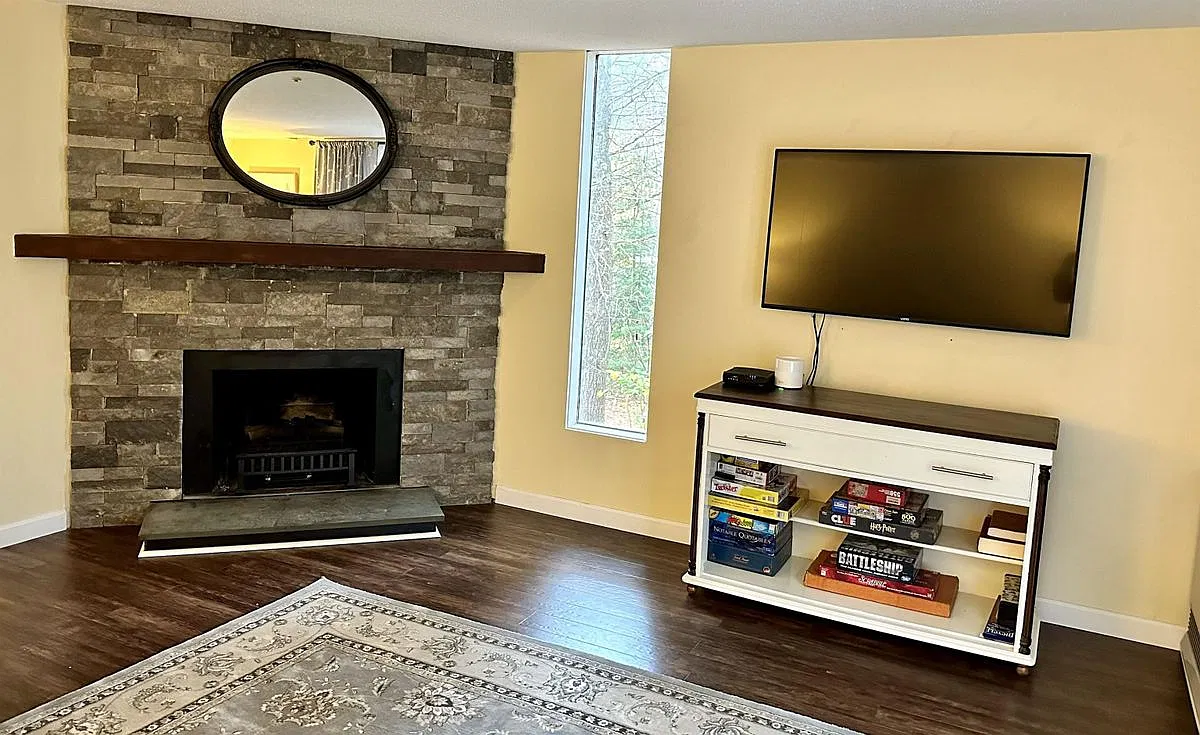 2 bed, 2.0 bath, 1284 sqft, $2,000 — Photo 4