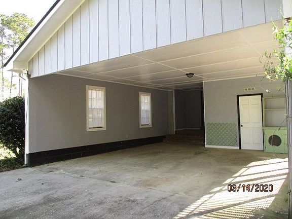 4th image of 1915 Pinecliff Dr