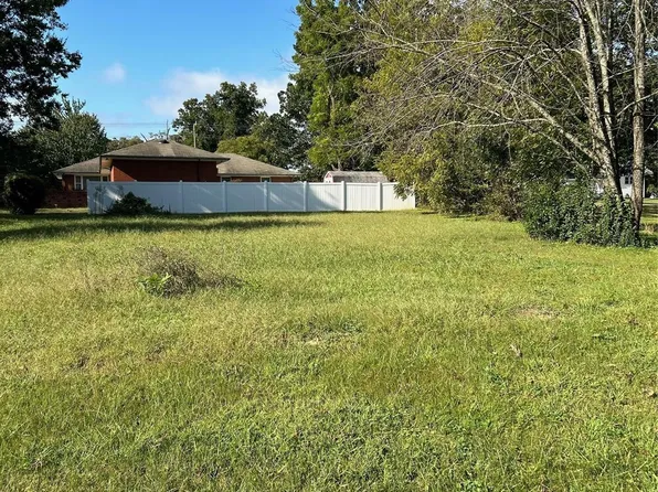 0 W 2nd St, Lowell, NC 28098