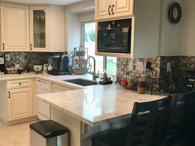 29135 Palm View Ln #29135 — Photo 3
