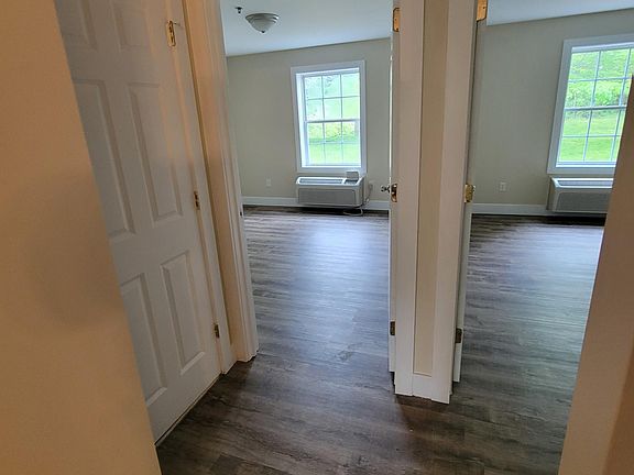 5th image of 51 N 2nd St