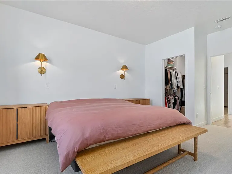 2869 S Drake Ave — Photo 37