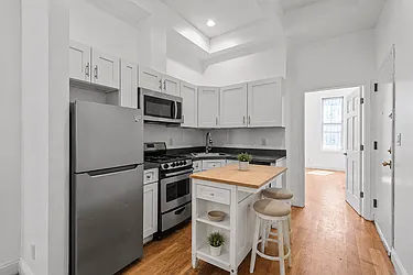 291 Wyckoff Avenue, #1R