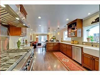 5th image of 116 Adrian Pl