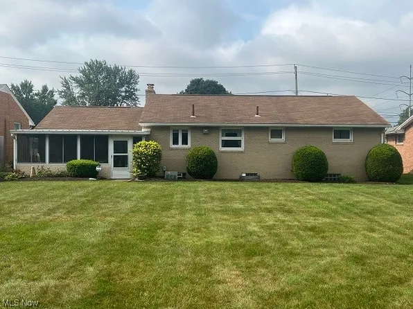 4721 4th St NW, Canton, OH 44708