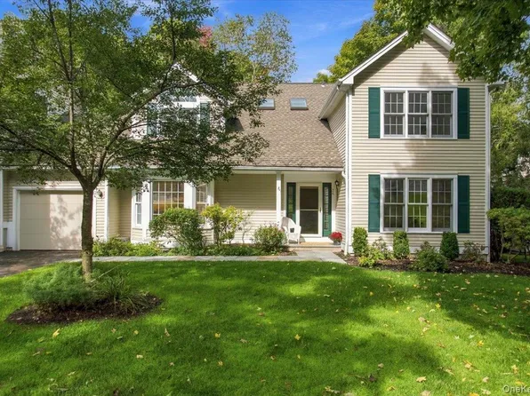 34 Old Town Crossing, Mount Kisco, NY 10549