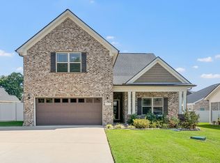 430 Clayton Ct, Pleasant View, TN 37146