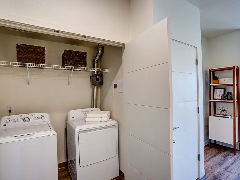 Commons at Sylvan Canyon Apartments — Photo 46