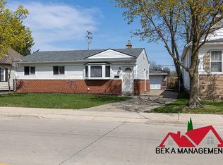 4525 Elizabeth St, Wayne, MI 48184