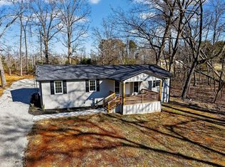 199 W Whitehall Rd, Cookeville, TN 38501