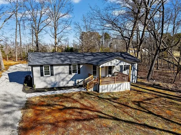 199 W Whitehall Rd, Cookeville, TN 38501