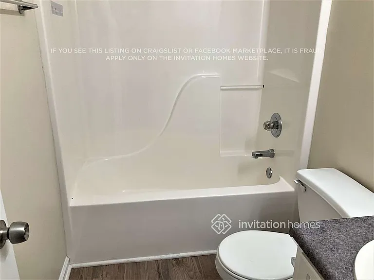 3848 Summer Leigh Ct — Photo 16
