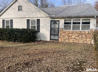 55 Matheny Rd, East Peoria, IL 61611