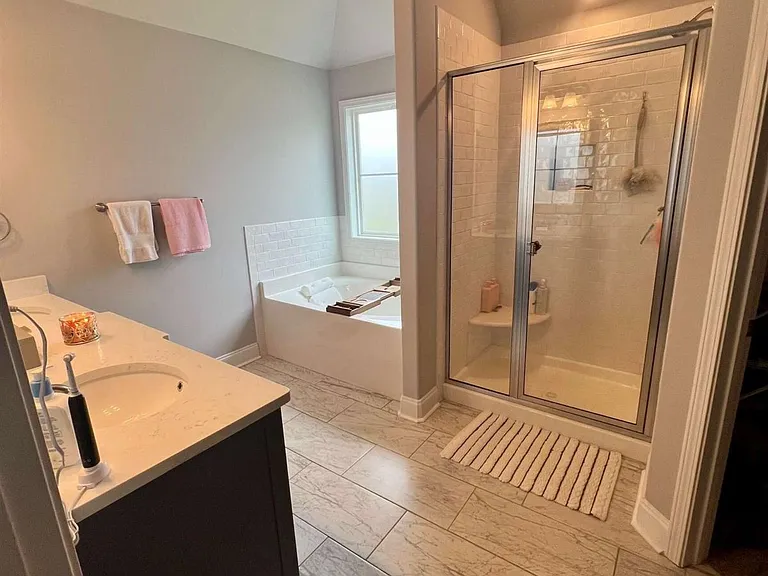 224 Ashley Nicole Ave — Photo 25