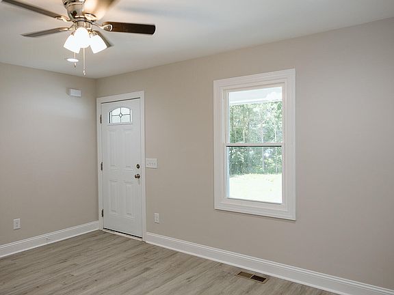 2nd image of 291 Knight Rd
