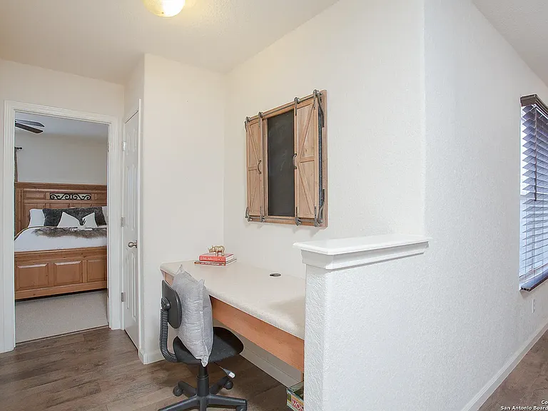 4014 Miho — Photo 16