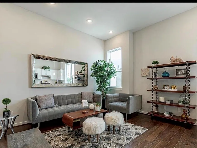 608 Thornton Rd #A — Photo 3
