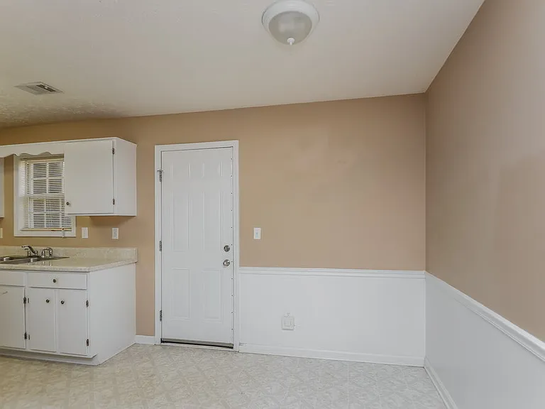 24 Cool Water Ct — Photo 8