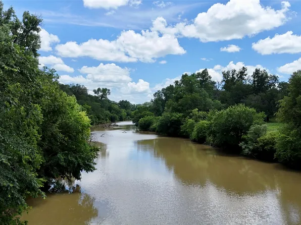 580 S 430th, Mullin, TX 76864