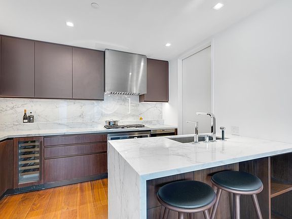 2nd image of 1 W End Ave APT 21D