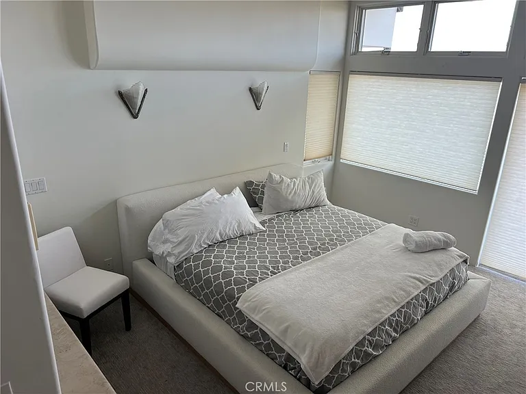 1569 Skyline Dr — Photo 16