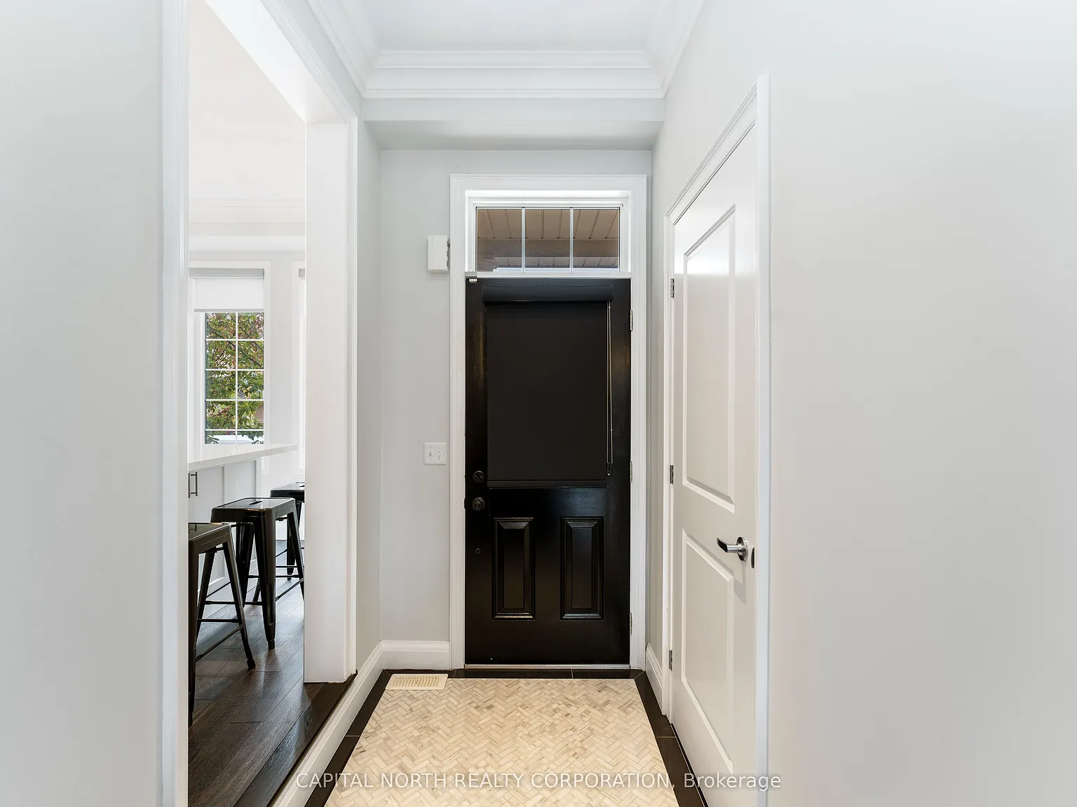 3 bed, $4,500 — Photo 2