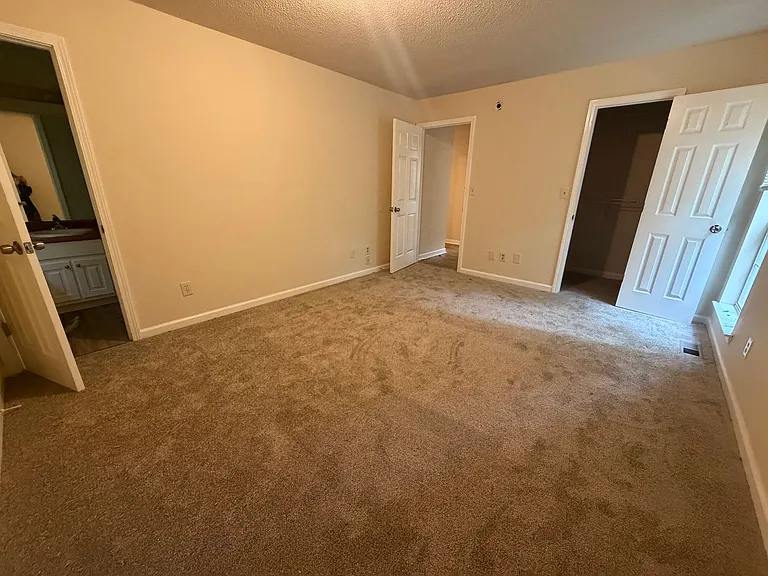 91 Bailey Dr — Photo 4