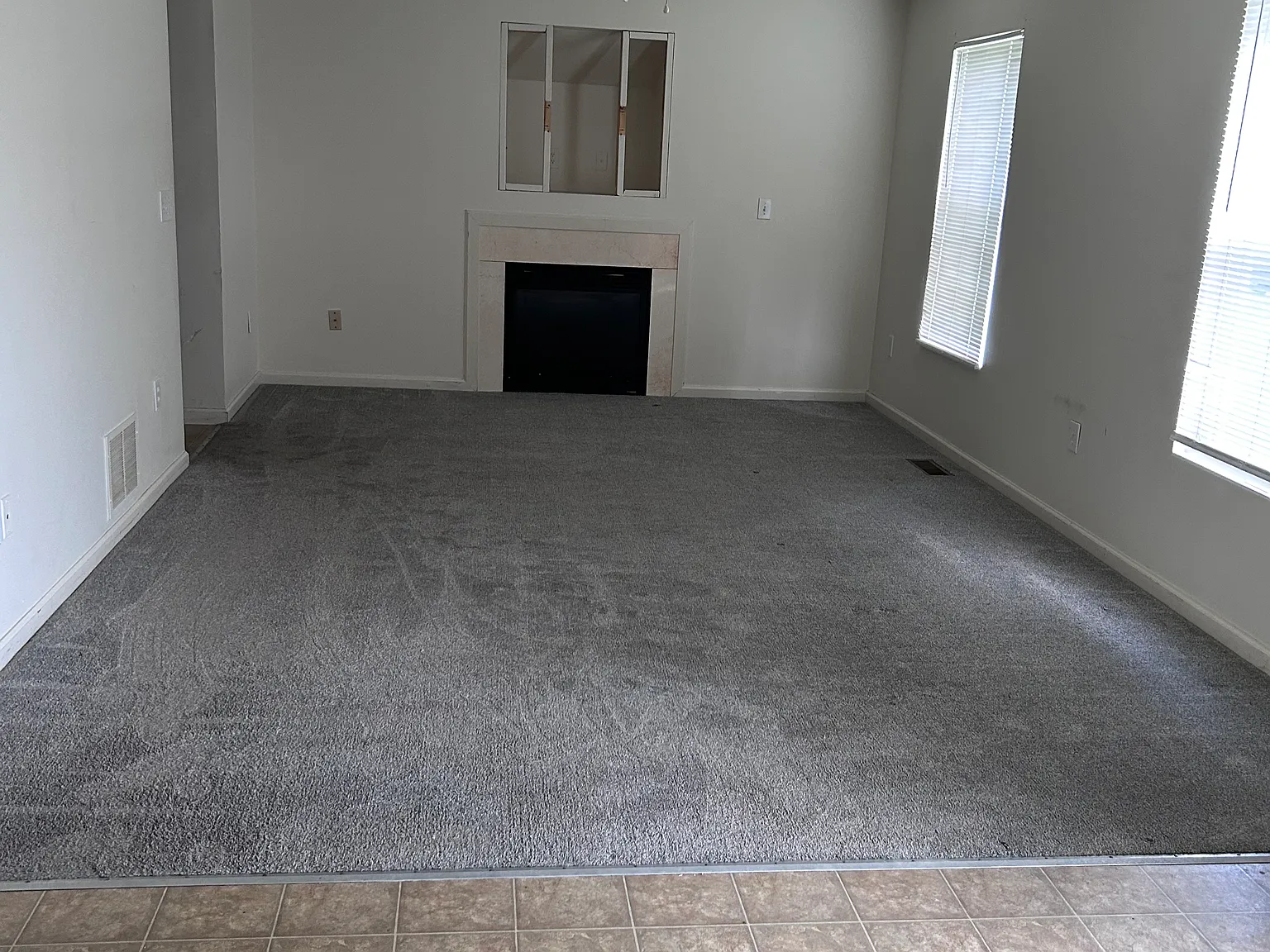 3 bed, 2.5 bath, 1564 sqft, $2,500 — Photo 3