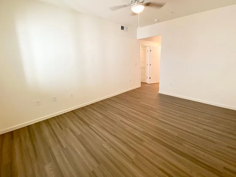 Brand New - Del Rio Apartments — Photo 13