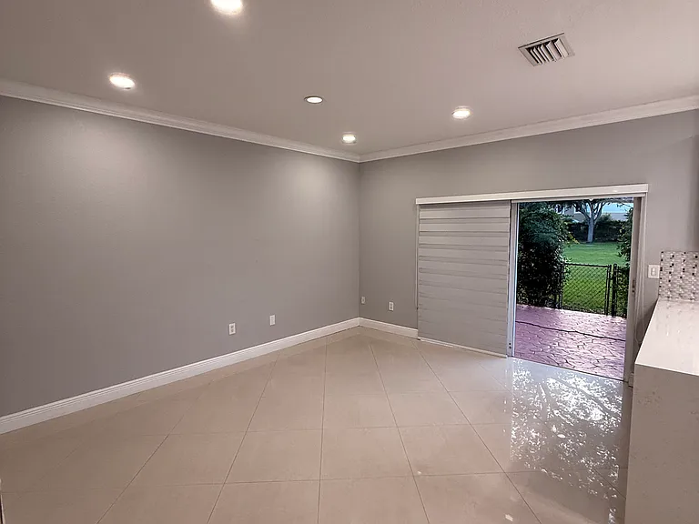 4974 SW 127th Ave — Photo 30