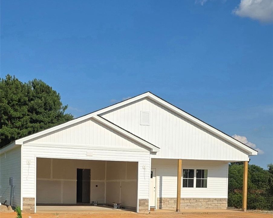 1st image of 148 Evelene Way