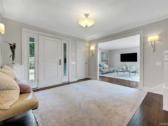 3rd image of 44 Brevoort Lane