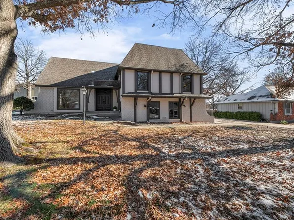 11625 Oak St, Kansas City, MO 64131