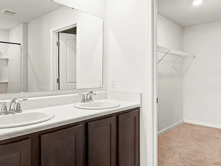 310 Kite Cir NE — Photo 11