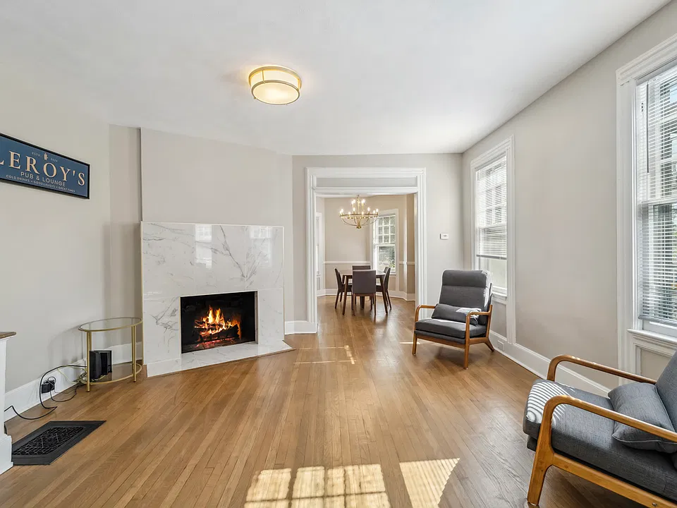 95 Leroy St #95
