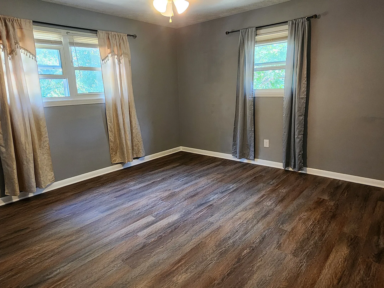 3 bed, 1248 sqft, $1,750 — Photo 2