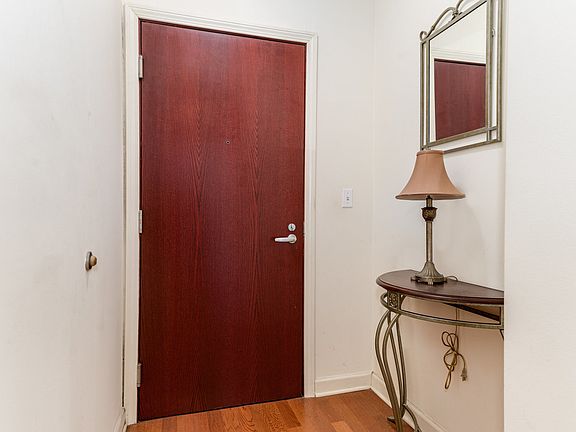 5th image of 1250 S Michigan Ave Unit 504