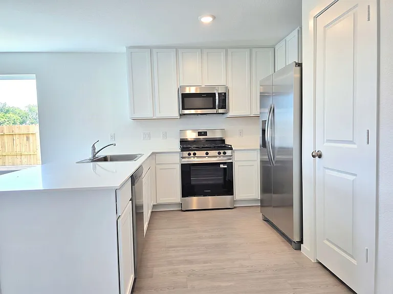 26818 Zebra Grass Dr — Photo 15